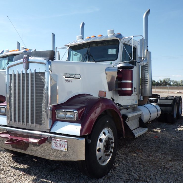 2003 KENWORTH W900L