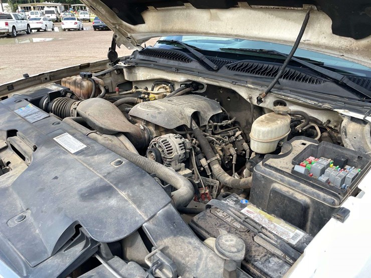 2006-chevrolet-silverado-2500-image-7