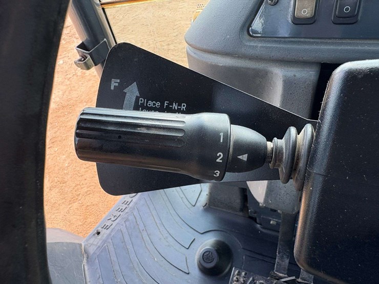 deere-310sg-image-23