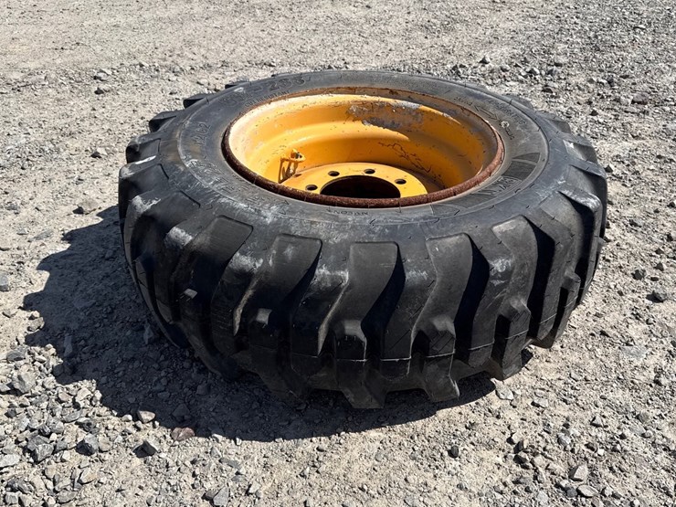 #42767-•-unused-15.5-25-tractor-tire-inv#-42767-image-4