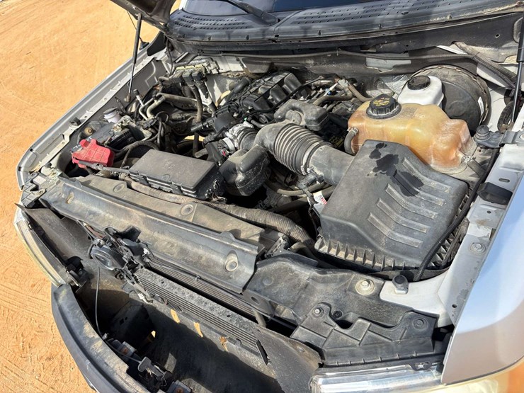 2011-ford-f150-image-21