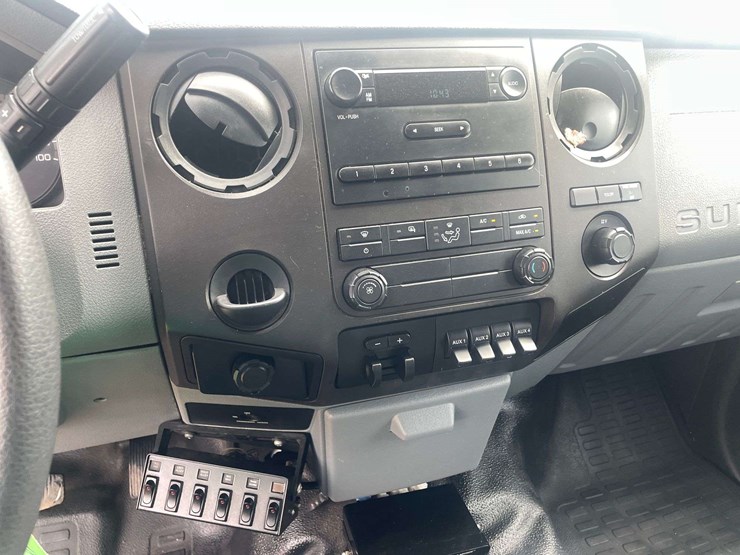 2015-ford-f350-image-13