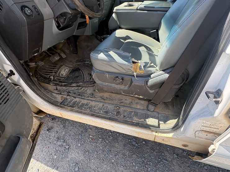 2012-ford-f350-image-61
