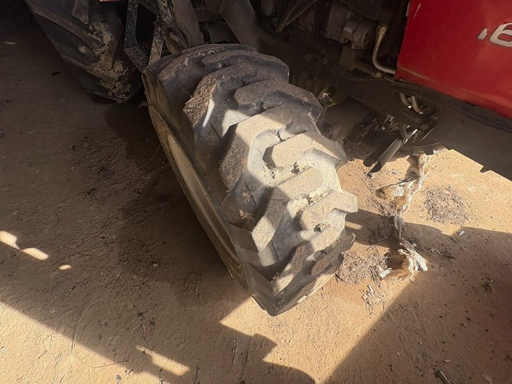 massey-ferguson-1643-image-8