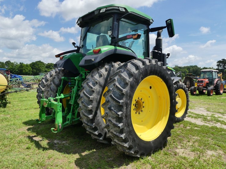 2020-john-deere-7r-210-image-19