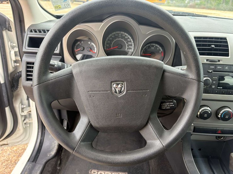 2010-dodge-avenger-4-door-sedan-(92,998-miles)-image-16