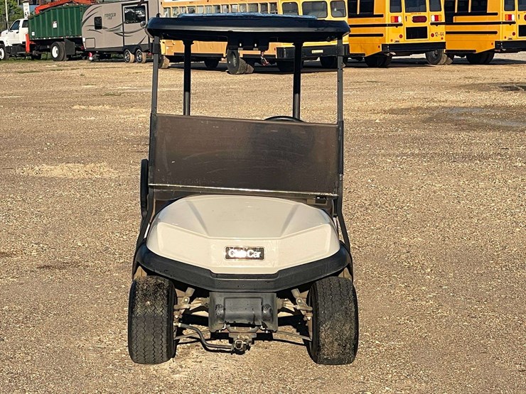 2022-club-car-tempo-2-passenger-48-volt-golf-cart-with-charger-image-5