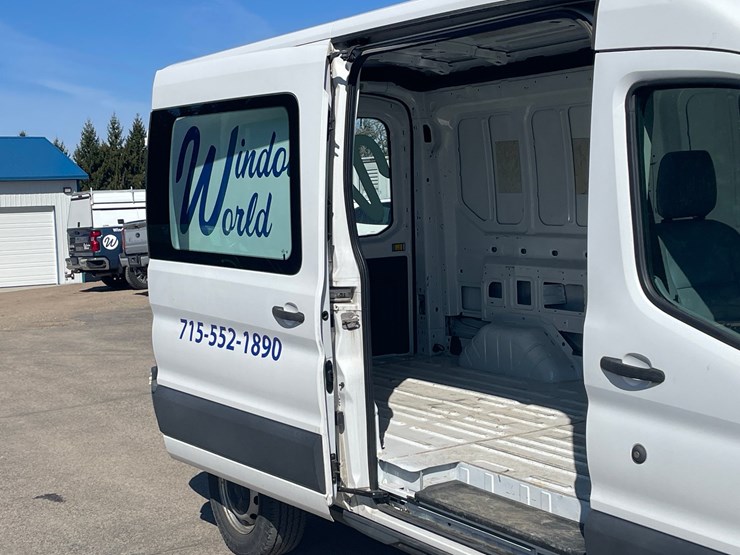 2016-ford-transit-image-21
