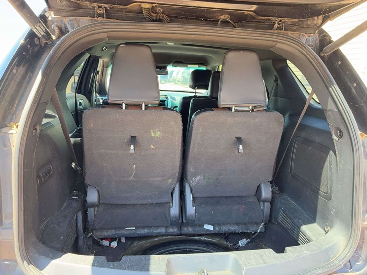 2013-ford-explorer-limited-image-12