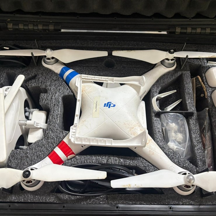 #23981 • Phantom Proffesion Drone