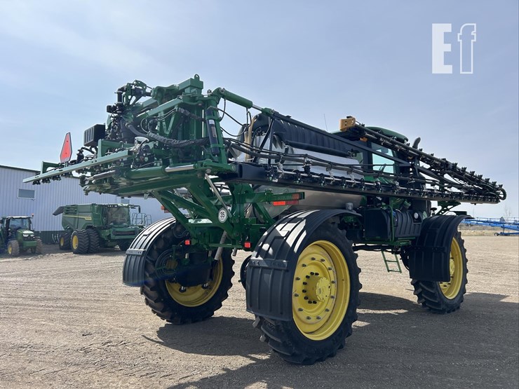 2020-john-deere-r4045-image-5