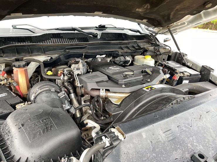 2016-dodge-ram-2500-image-8