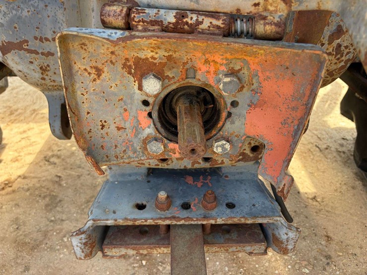 new-holland-7740-image-41