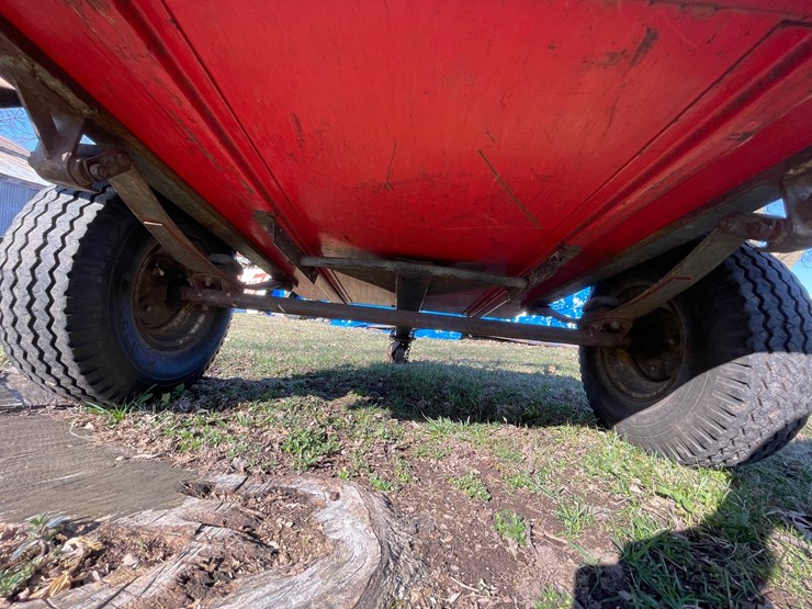 #1809-•-massey-ferguson-metal-lawn-trailer-image-11