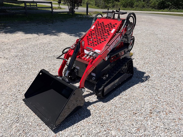 #226-•-unused-agt-ysrt14-mini-skid-steer-loader-image-1