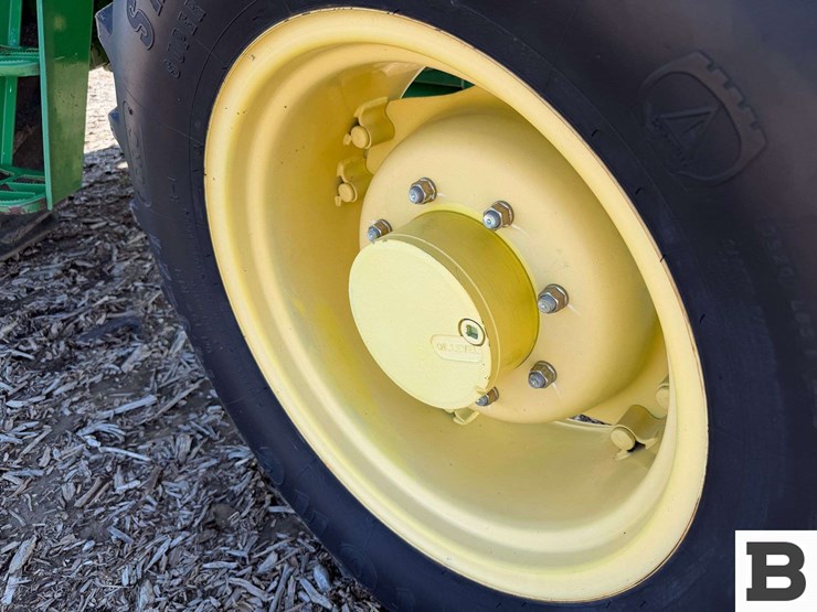 2009-john-deere-6115d-image-53