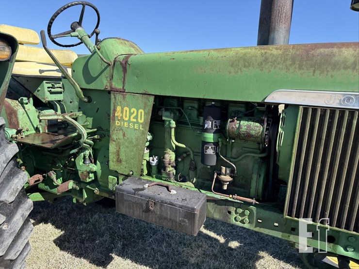 john-deere-4020d-image-10
