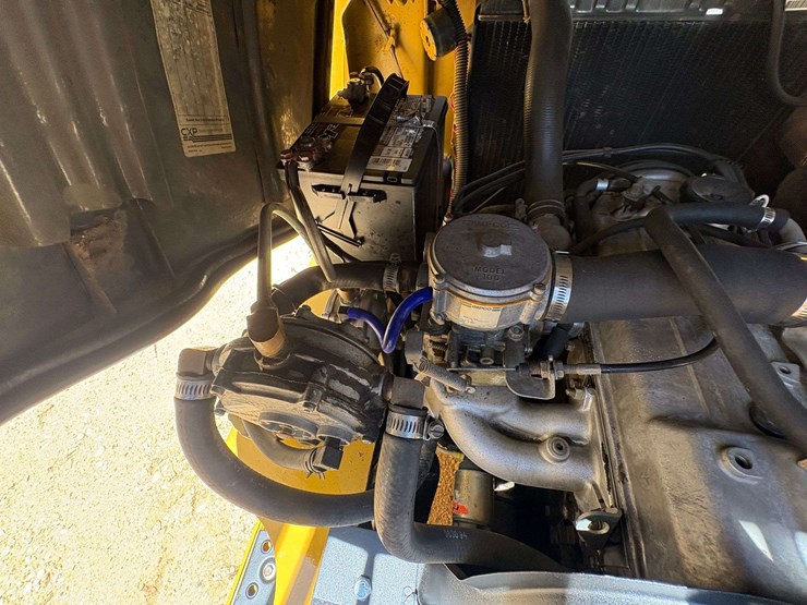 caterpillar-gp15-image-25