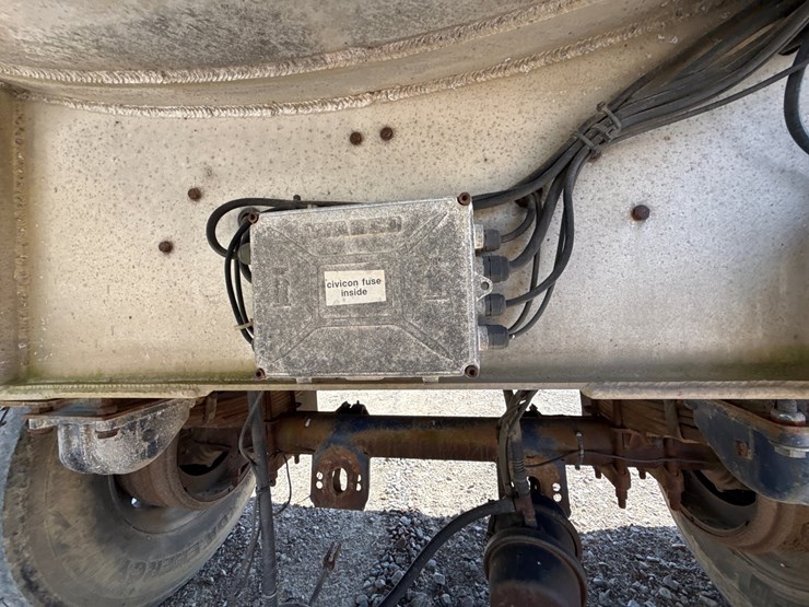 #42730-•-1996-weld-it-s/a-5400gal-fuel-trailer-1w9t23269tl010011-inv#-42730-image-15