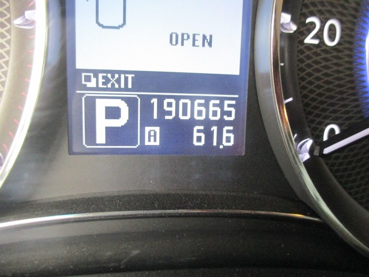 2012-infiniti-qx56-image-20