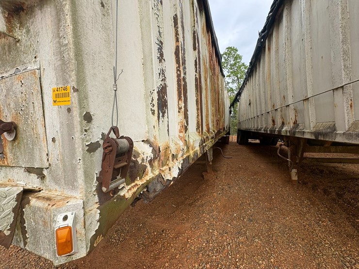 #41746-•-gilbreath-48'-steel-chip-trailer-vin:-1g9w045231b157743-image-25