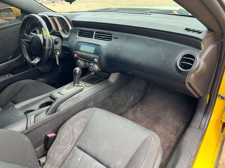 2010-chevrolet-camaro-rs-2-door-coupe-(165,674-miles)-image-16