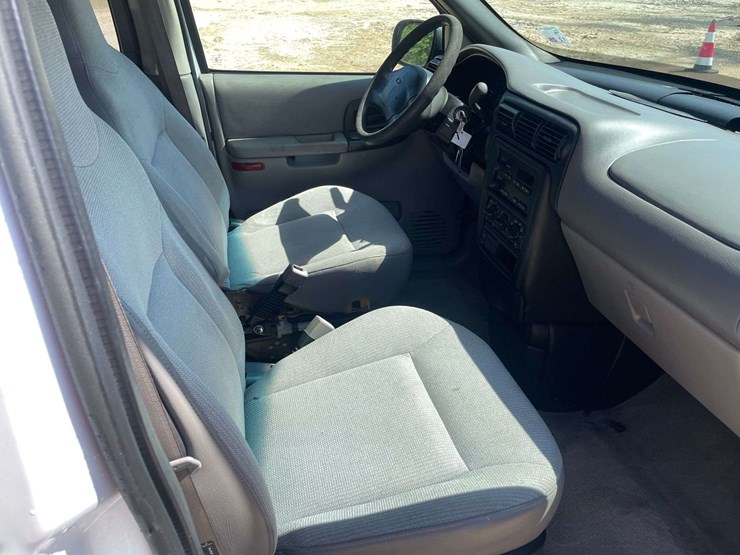 2004-chevrolet-venture-image-18