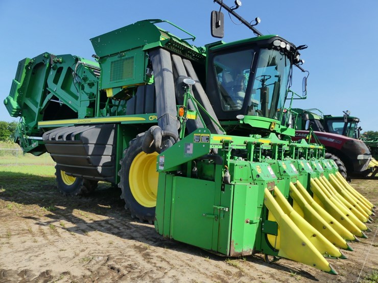 2020-john-deere-cp690-image-3