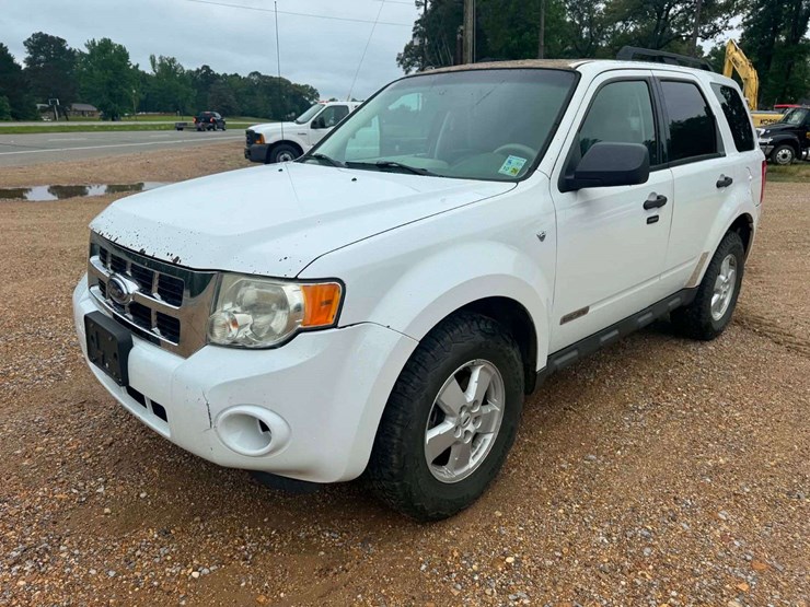 2008-ford-escape-image-2