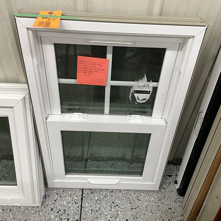 #8566 • (1) Double Hung Window