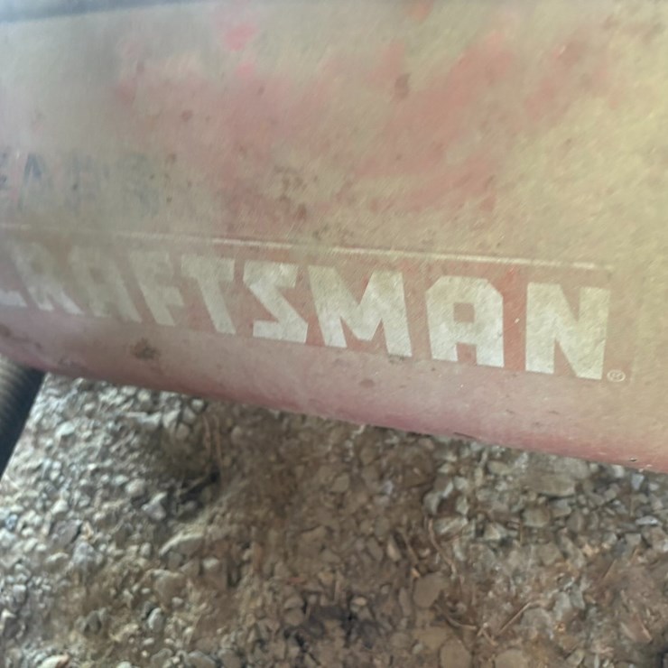 #23966 • Craftsman Rolling Air Tank