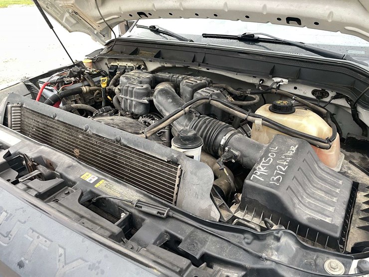 2016-ford-f350-xl-image-6