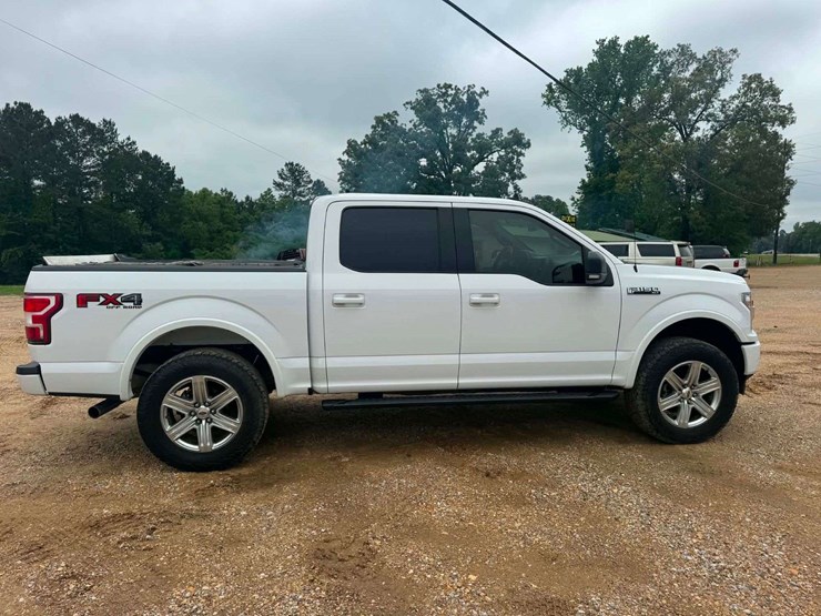 2019-ford-f150-image-8