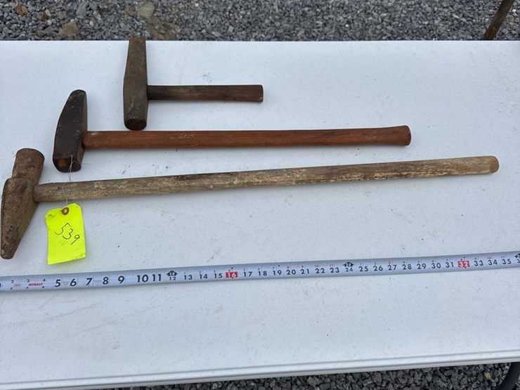 #539-•-3-vintage-hammers-image-1