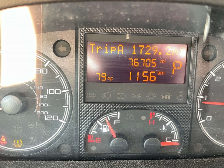 2018-ram-promaster-2500-image-26