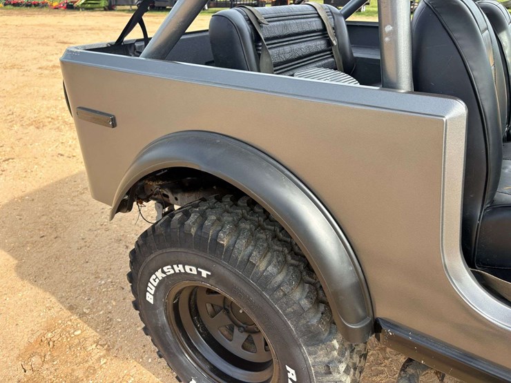1979-jeep-cj7-2-door-w/-bikini-top-image-29