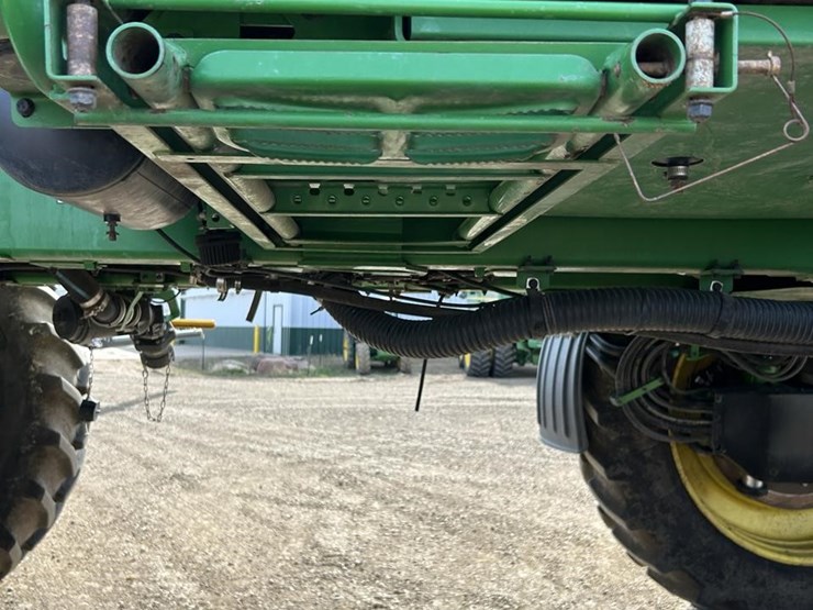 2020-john-deere-r4045-image-127