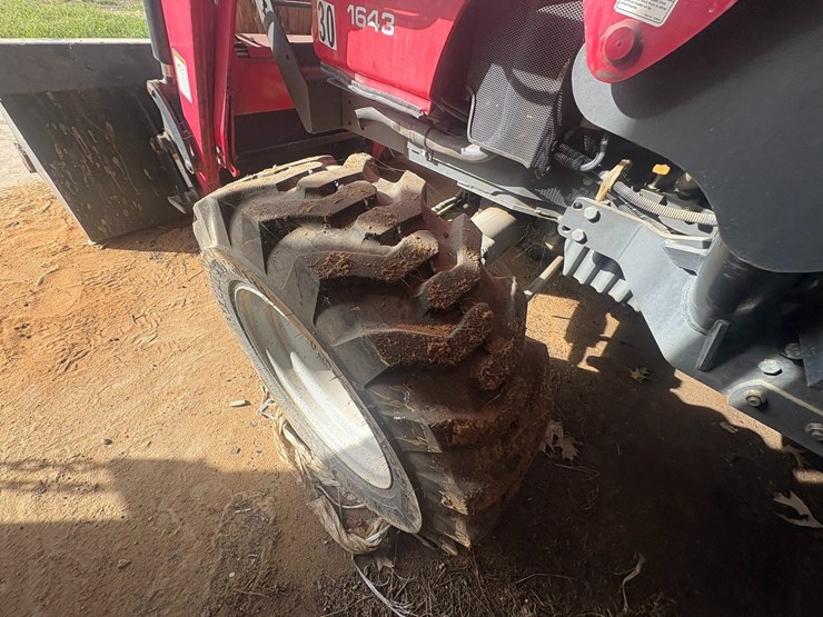 massey-ferguson-1643-image-7