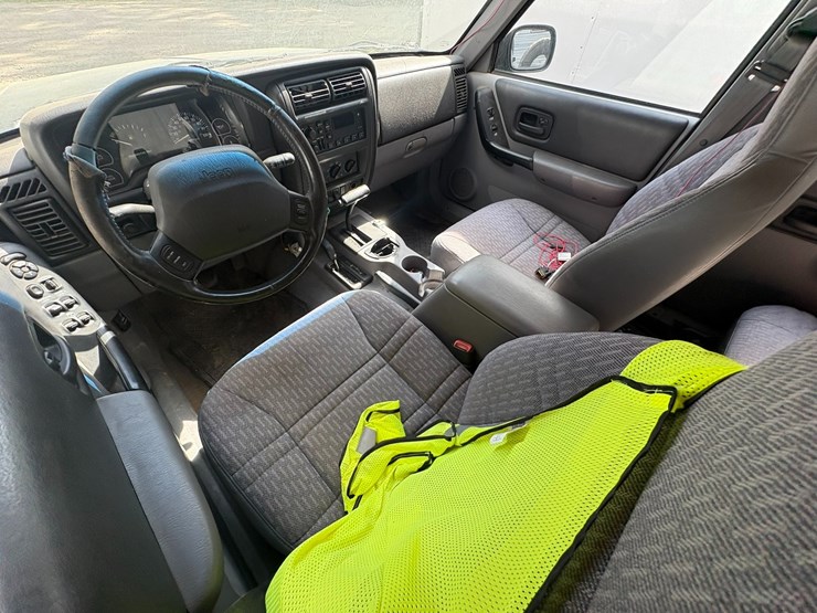 1998-jeep-cherokee-image-29
