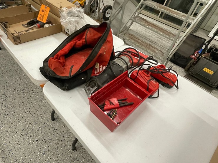 #8615-•-milwaukee-corded-sawzall-image-2