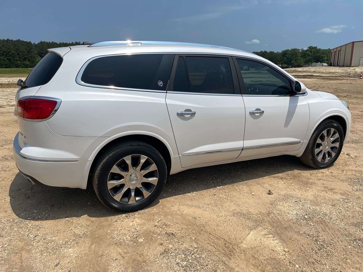 2017-buick-enclave-image-3
