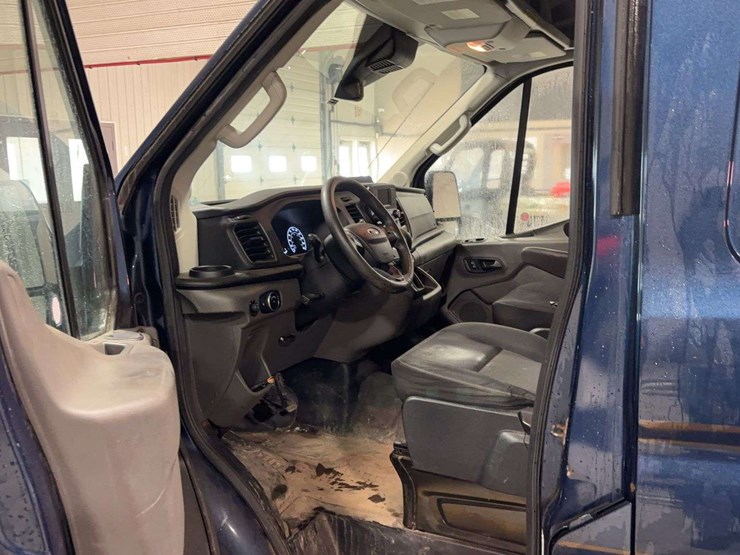 2020-ford-transit-image-9