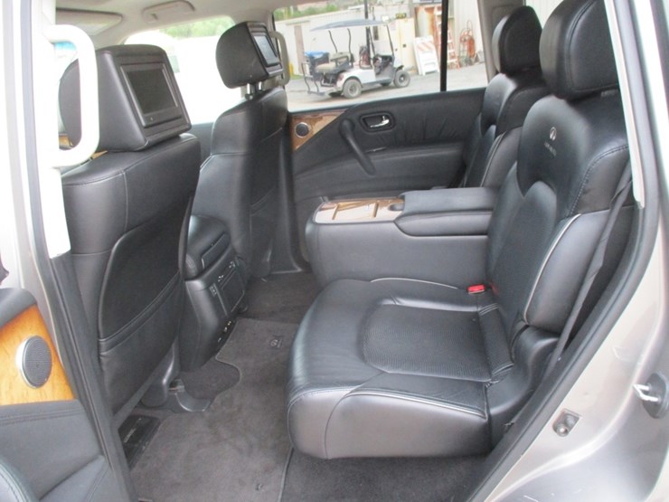 2012-infiniti-qx56-image-7