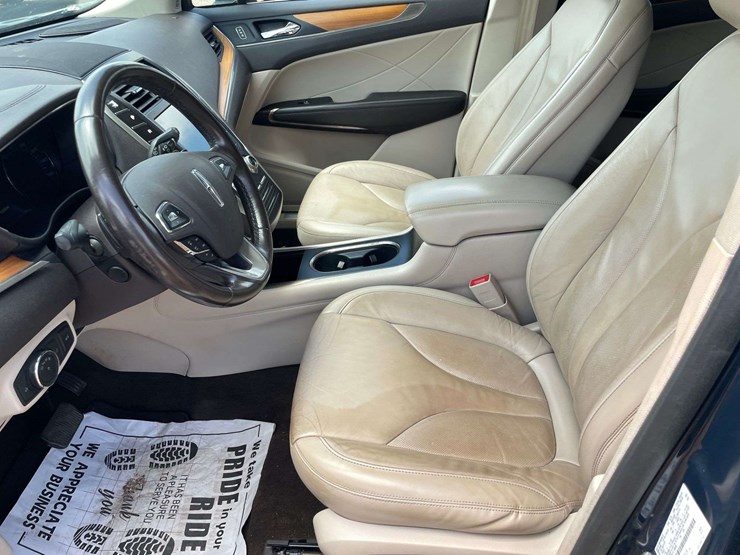 2019-lincoln-mkc-4-door-mpv-(105,085-miles)-image-10