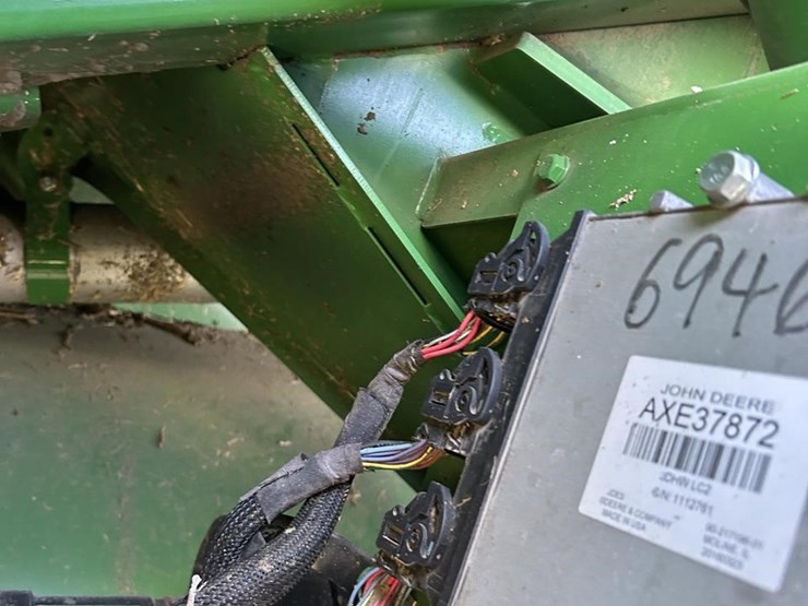 2016-john-deere-s680-image-55