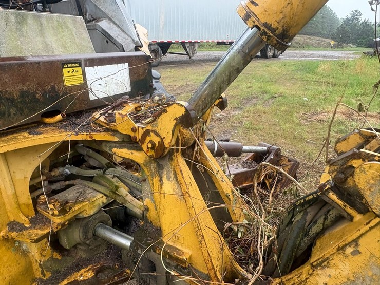 caterpillar-416b-image-39