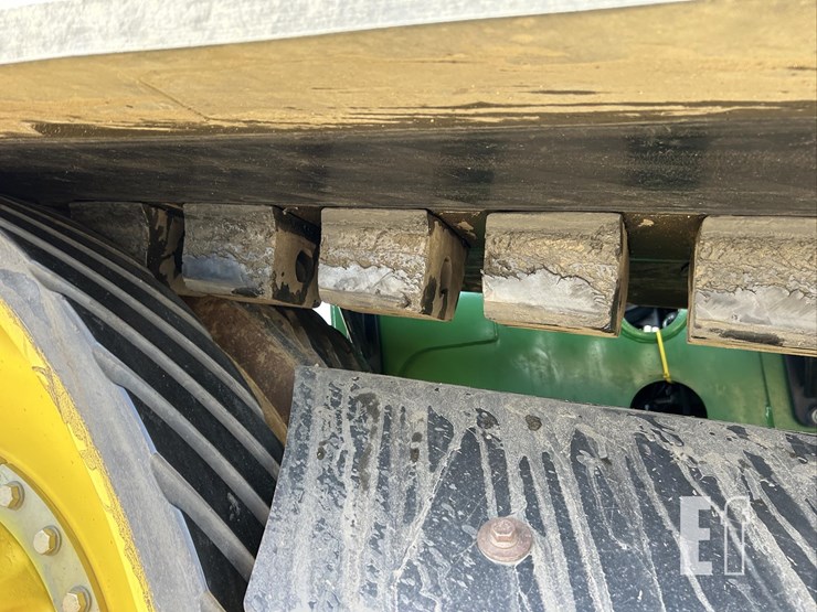 2013-john-deere-9560rt-image-39