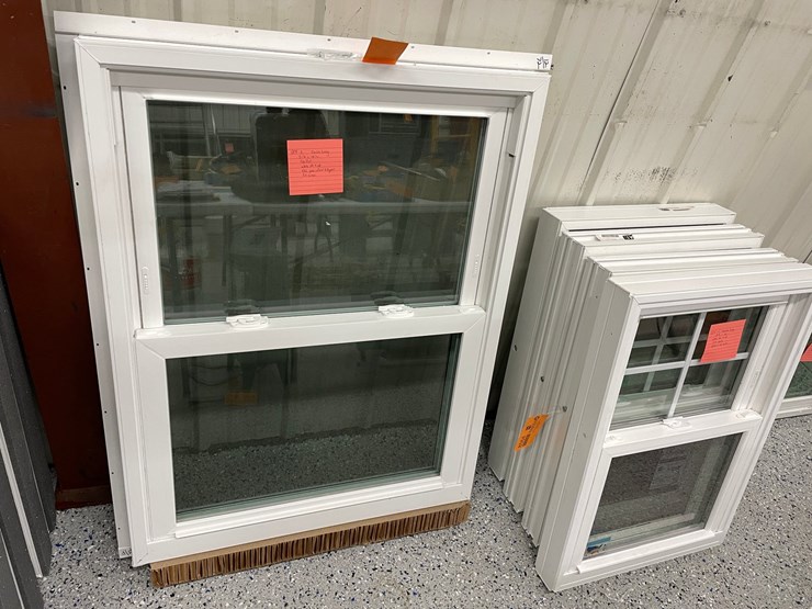 #8563-•-(1)-double-hung-window-image-3