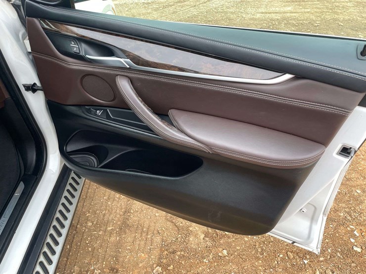 2015-bmw-x5-image-17