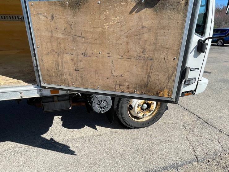 #3278-•-2017-isuzu-n-series-straight-truck-(has-wi-title)-image-21